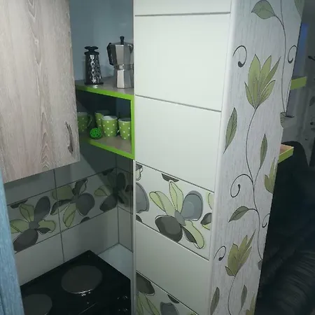 Classy And Cozy - Parking - 3 Beds - Near Center Apartment *