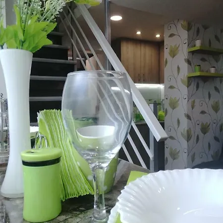 Classy And Cozy - Parking - 3 Beds - Near Center * Novi Sad