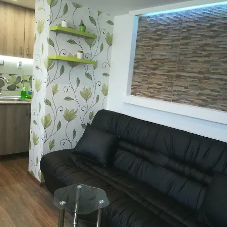 Classy And Cozy - Parking - 3 Beds - Near Center *