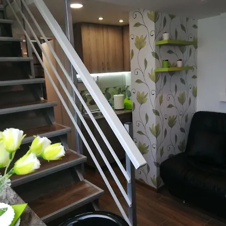 Classy And Cozy - Parking - 3 Beds - Near Center *