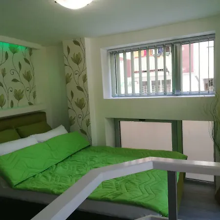 Classy And Cozy - Parking - 3 Beds - Near Center *