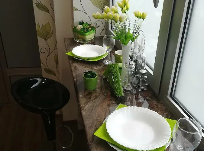 Classy And Cozy - Parking - 3 Beds - Near Center *