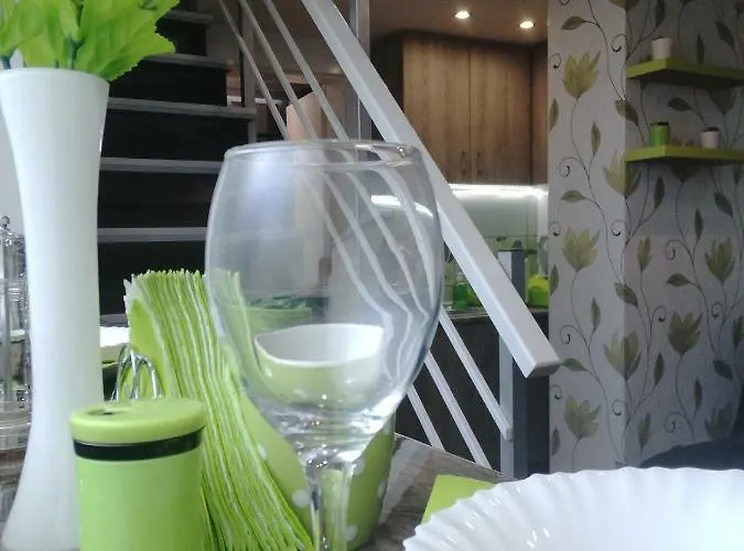 Classy And Cozy - Parking - 3 Beds - Near Center * Novi Sad