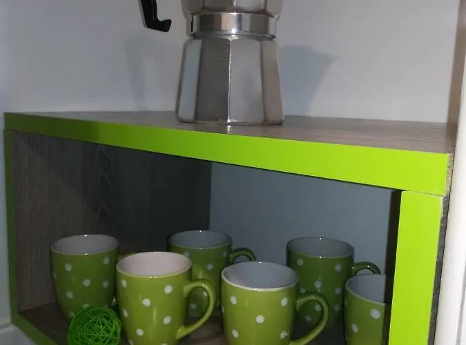 Classy And Cozy - Parking - 3 Beds - Near Center Daire *